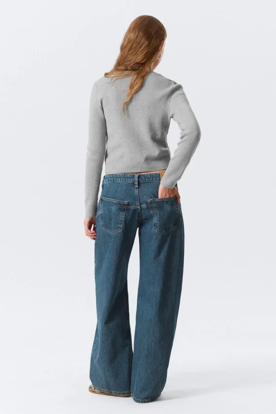 Jeans mit hoher Taille, geschwungenem Rückenteil und geradem Bein – Barrel – Mittelblau Jeans mit hoher Taille, geschwungenem Rückenteil und geradem Bein – Barrel – Mittelblau