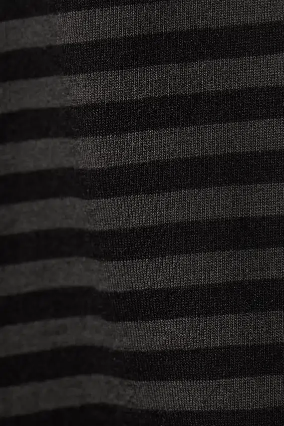Jersey-Shorts zum Hineinschlüpfen – schwarz-grau gestreift Jersey-Shorts zum Hineinschlüpfen – schwarz-grau gestreift