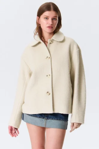 Kastenförmige Knopfleiste Jacke aus Wollmischung – Dusty Cream