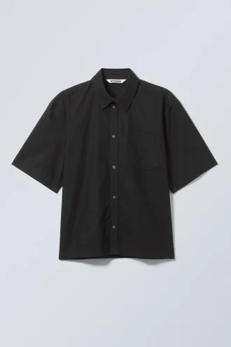 Kastenförmiges Baumwollhemd mit kurzen Shorts – Schwarz Kastenförmiges Baumwollhemd mit kurzen Shorts – Schwarz