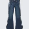 Katsumi Low-Rise-Jeans mit ausgefransten Beinen – Summit Blue – Dunkelblau Katsumi Low-Rise-Jeans mit ausgefransten Beinen – Summit Blue – Dunkelblau
