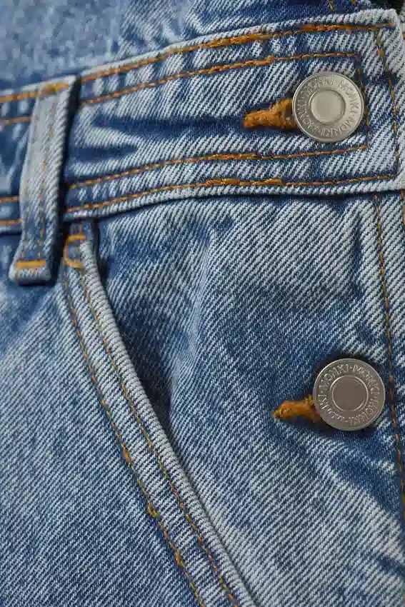 Klassische Latzhose aus Baumwoll-Denim – Frisches Blau – Mittelblau Klassische Latzhose aus Baumwoll-Denim – Frisches Blau – Mittelblau