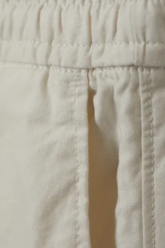 Klassische Oxford-Shorts – Staubweiß