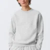 Klassisches Sweatshirt – Grau meliert