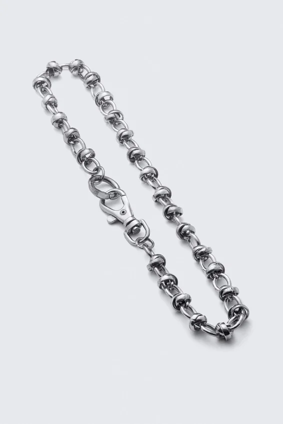 Klobige, geknotete Hosenkette – Silber Klobige, geknotete Hosenkette – Silber