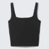 Kropptes Sport-Top – Schwarz Kropptes Sport-Top – Schwarz