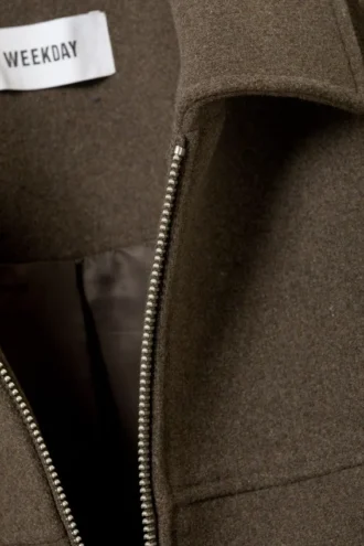 Kurze Jacke aus Wollmischung – Dunkelbraun Kurze Jacke aus Wollmischung – Dunkelbraun