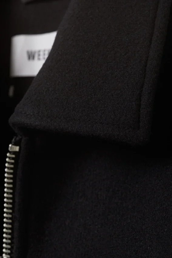 Kurze Jacke aus Wollmischung – Schwarz Kurze Jacke aus Wollmischung – Schwarz