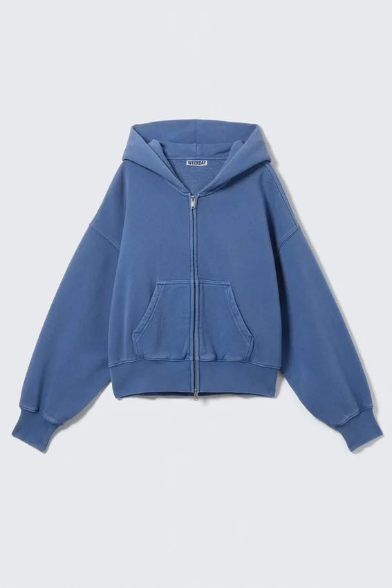 Kurzer, kastenförmiger Kapuzenpullover mit Reißverschluss – gewaschenes Blau Kurzer, kastenförmiger Kapuzenpullover mit Reißverschluss – gewaschenes Blau