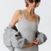 Kurzes Sporttop – Hellstaubgrau