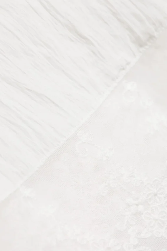 Kurzes Top mit Spitzenbesatz – Weiß Kurzes Top mit Spitzenbesatz – Weiß