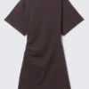Kurzärmeliges Mini-T-Shirt-Kleid – Dunkelbraun