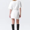 Kurzärmeliges Mini-T-Shirt-Kleid – Weiß