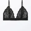Lacey Soft Lace Triangle Bra – Schwarz Lacey Soft Lace Triangle Bra – Schwarz