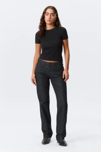 Laika-beschichtete Mid-Rise-Jeans mit geradem Bein – Indigo-Beschichtung – Dunkelblau