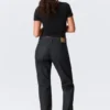Laika-beschichtete Mid-Rise-Jeans mit geradem Bein – Indigo-Beschichtung – Dunkelblau Laika-beschichtete Mid-Rise-Jeans mit geradem Bein – Indigo-Beschichtung – Dunkelblau