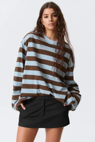 Langarmshirt aus Baumwolle – Blau/Braun gestreift