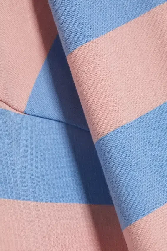 Langarmshirt aus Baumwolle – gestreift in Rosa/Blau Langarmshirt aus Baumwolle – gestreift in Rosa/Blau