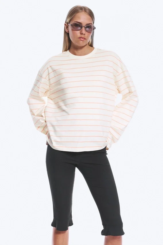 Langarmshirt aus Baumwolle – Hellbeige – Orangefarbene Streifen Langarmshirt aus Baumwolle – Hellbeige – Orangefarbene Streifen