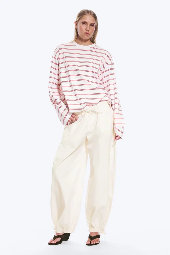 Langarmshirt aus Baumwolle – Weiß – Rosa/rote Streifen Langarmshirt aus Baumwolle – Weiß – Rosa/rote Streifen