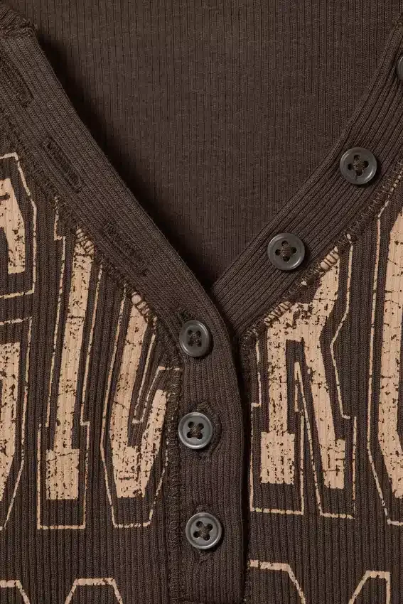 Langarmshirt – Braun Langarmshirt – Braun