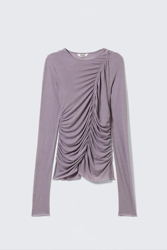Langarmshirt mit Rüschen – Flieder Langarmshirt mit Rüschen – Flieder