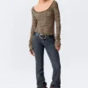 Langarmshirt mit schmalem Schnitt und U-Ausschnitt – beige/schwarz gestreift Langarmshirt mit schmalem Schnitt und U-Ausschnitt – beige/schwarz gestreift