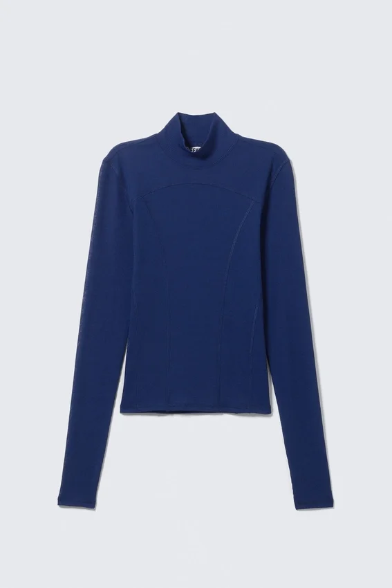 Langarmshirt mit Stehkragen – Hellblau Langarmshirt mit Stehkragen – Hellblau