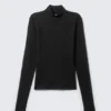 Langarmshirt mit Stehkragen – Schwarz Langarmshirt mit Stehkragen – Schwarz