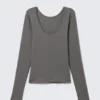 Langarmshirt mit tiefem Rückenausschnitt – Grau