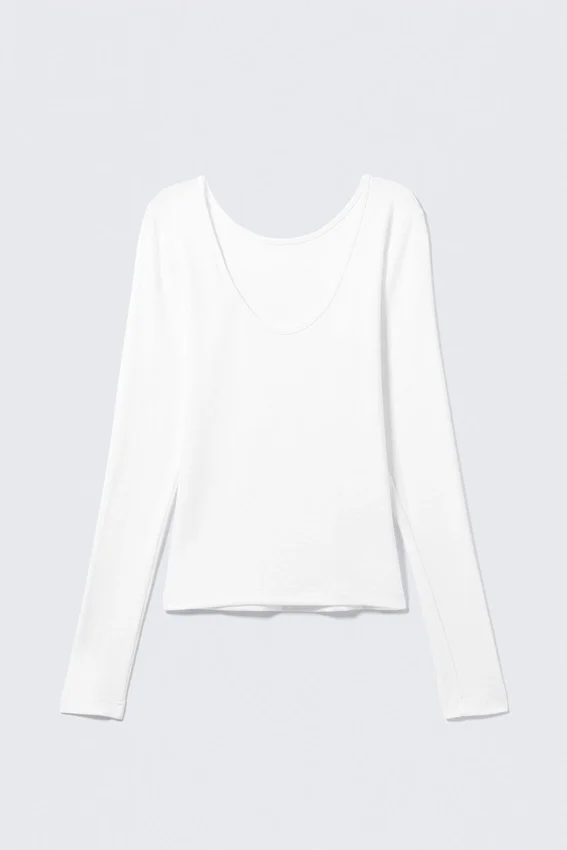 Langarmshirt mit tiefem Rückenausschnitt – Weiß Langarmshirt mit tiefem Rückenausschnitt – Weiß