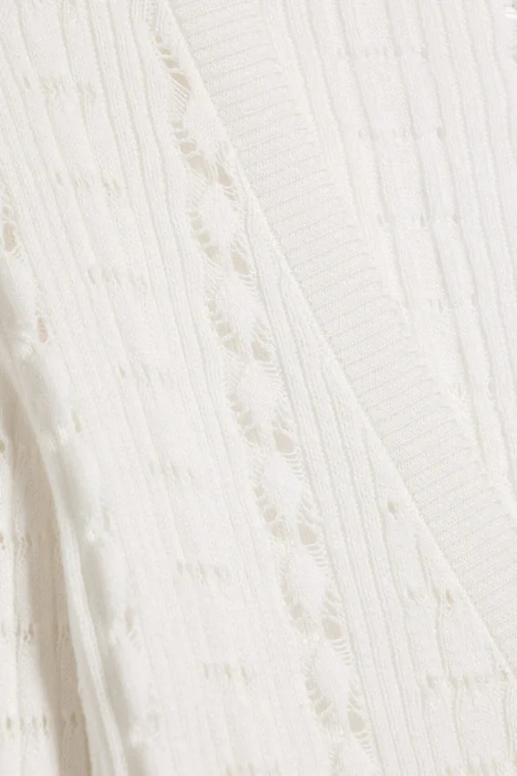Lange, gerippte Strickjacke mit V-Ausschnitt – Weiß Lange, gerippte Strickjacke mit V-Ausschnitt – Weiß