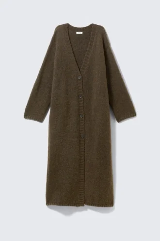 Lange Strickjacke mit V-Ausschnitt – Dunkelbraun Lange Strickjacke mit V-Ausschnitt – Dunkelbraun