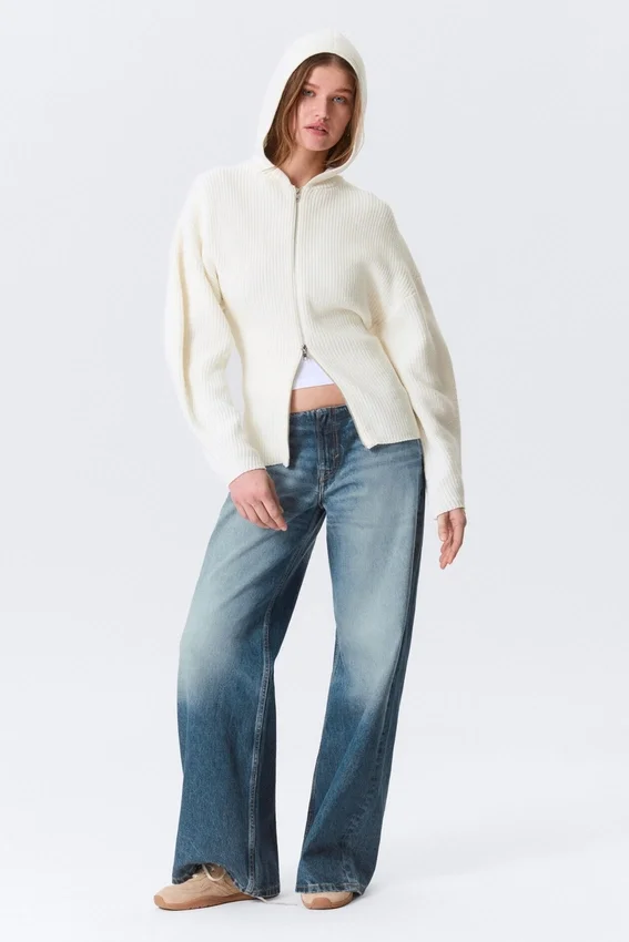 Langer Strick-Kapuzenpullover mit Reißverschluss – Weiß Langer Strick-Kapuzenpullover mit Reißverschluss – Weiß