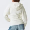 Langer Strick-Kapuzenpullover mit Reißverschluss – Weiß Langer Strick-Kapuzenpullover mit Reißverschluss – Weiß