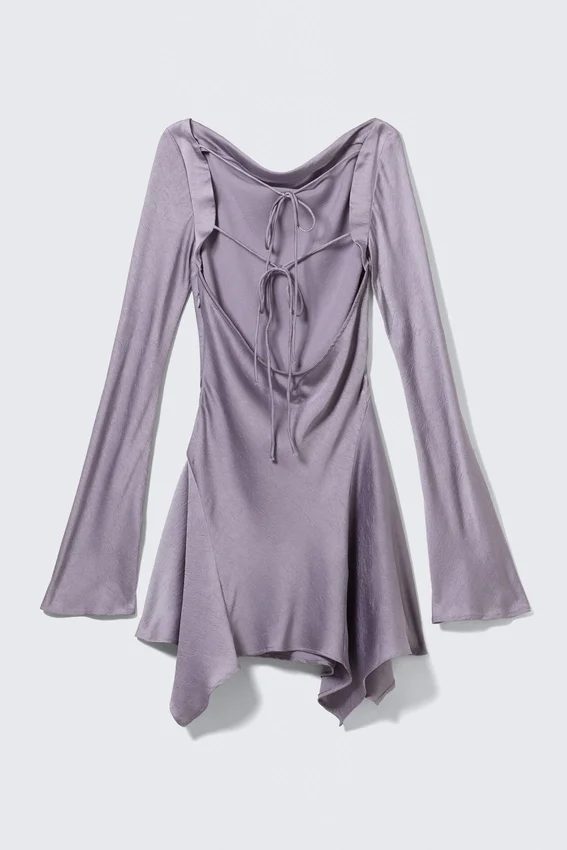 Langärmliges, asymmetrisches Satin-Minikleid – Flieder Langärmliges, asymmetrisches Satin-Minikleid – Flieder