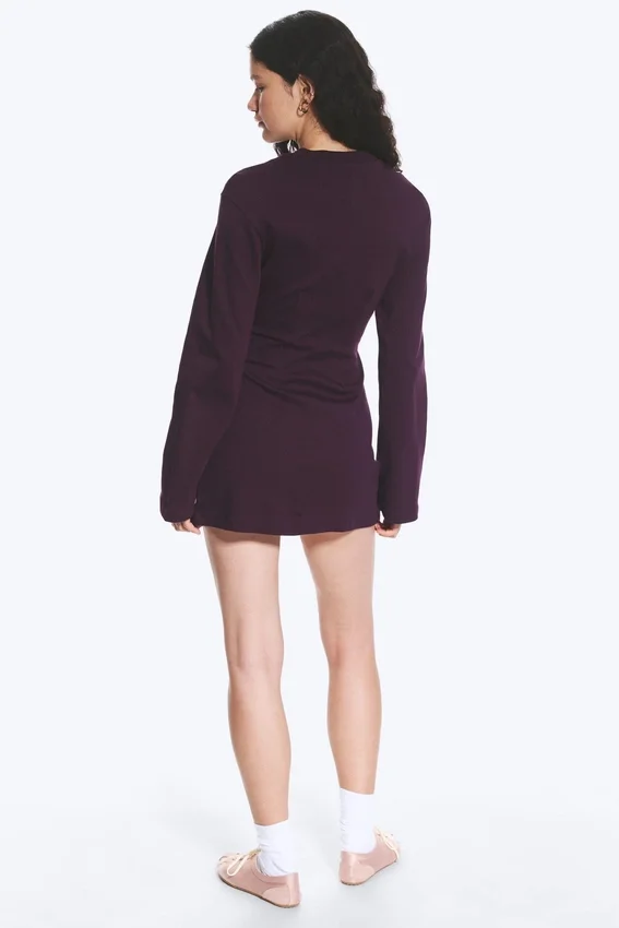 Langärmliges Minikleid aus Baumwolle – Dunkles Pflaumenblau Langärmliges Minikleid aus Baumwolle – Dunkles Pflaumenblau