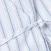 Langärmliges Wickelhemd aus Popeline – Blau gestreift