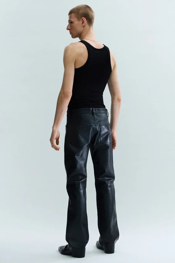 Lederhose mit geradem Bein – Schwarz Lederhose mit geradem Bein – Schwarz