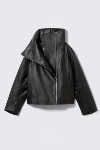 Lederjacke mit hohem Kragen – Schwarz Lederjacke mit hohem Kragen – Schwarz