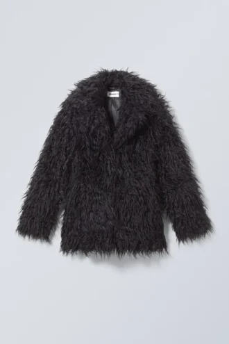 Lilith Taillierte Kunstfelljacke – Schwarz