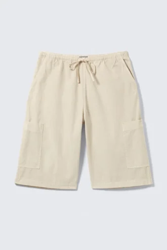 Locker sitzende Ripstop-Cargoshorts – Hellbeige
