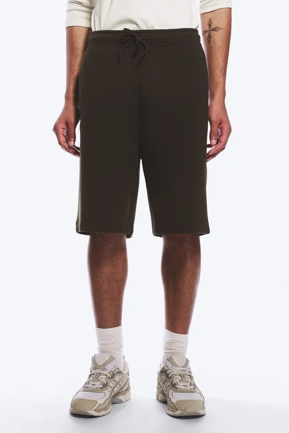 Locker sitzende Scuba-Shorts – Dunkelbraun Locker sitzende Scuba-Shorts – Dunkelbraun
