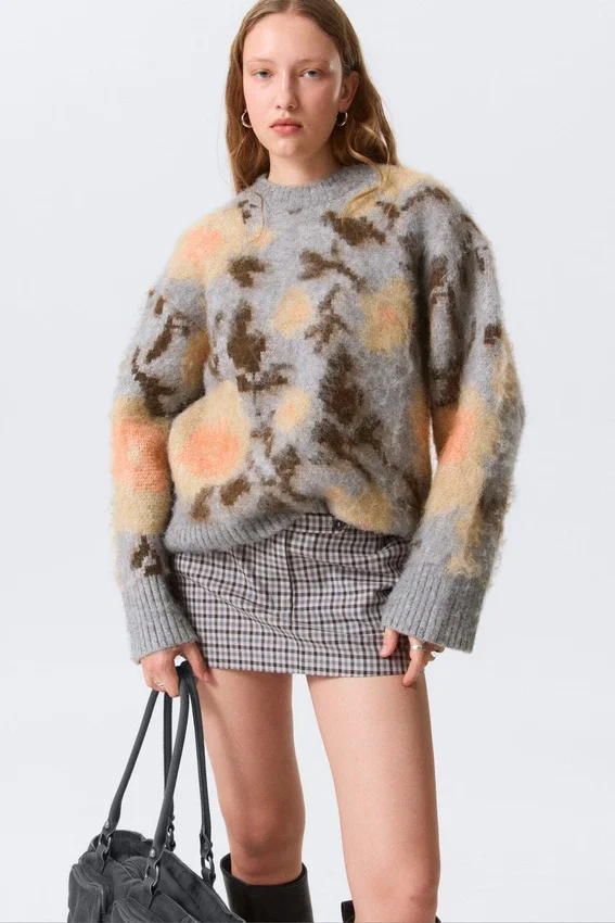 Locker sitzender, gebürsteter Jacquard-Strickpullover – Grau meliert – Jacquard Locker sitzender, gebürsteter Jacquard-Strickpullover – Grau meliert – Jacquard