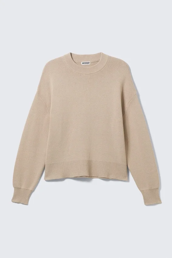 Locker sitzender, kastenförmiger Strickpullover – Beige Locker sitzender, kastenförmiger Strickpullover – Beige