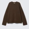 Locker sitzender Strickpullover aus Wolle – Dunkelbraun meliert Locker sitzender Strickpullover aus Wolle – Dunkelbraun meliert