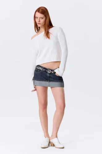 Locker sitzender Strickpullover mit U-Boot-Ausschnitt – Weiß