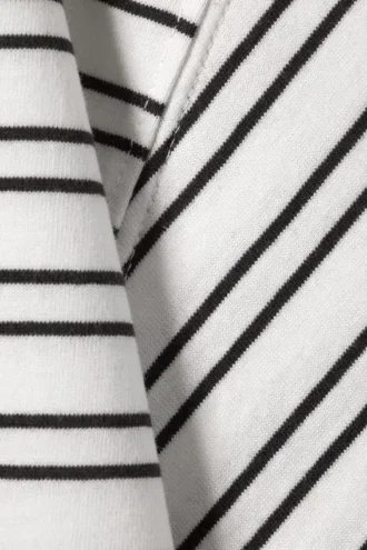 Locker sitzendes, kastenförmiges Baumwoll-T-Shirt – gestreift, weiß