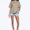 Locker sitzendes, kastenförmiges Baumwoll-T-Shirt – Light Mole