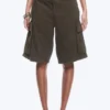 Lockere Cargo-Shorts mit niedriger Leibhöhe – gewaschen, dunkelgrau Lockere Cargo-Shorts mit niedriger Leibhöhe – gewaschen, dunkelgrau
